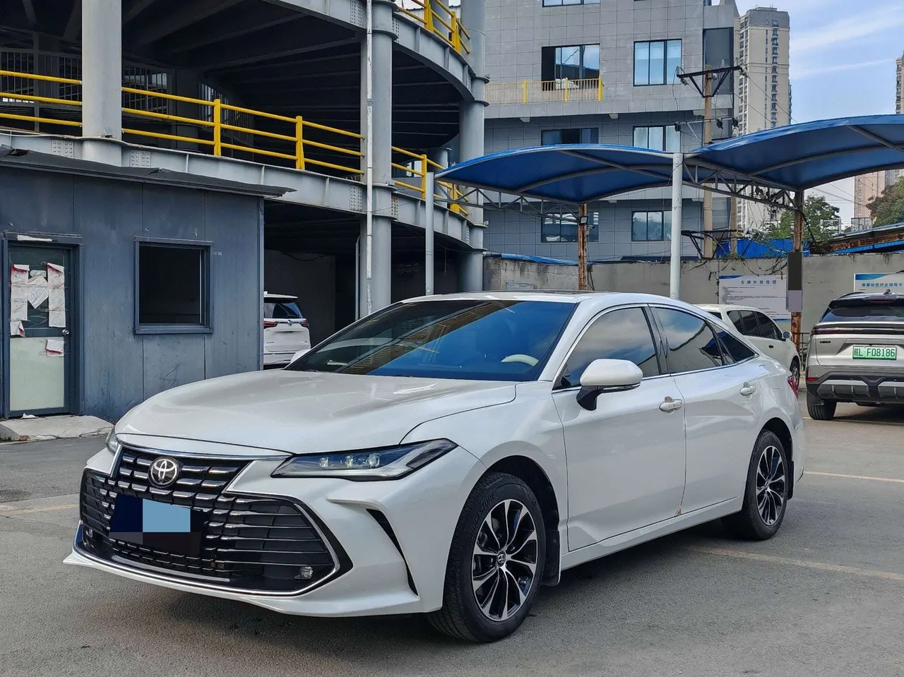 Open image lightbox: Toyota 2023 Asian Dragon 2.0 Stepless Deluxe Edition Automatic Gear