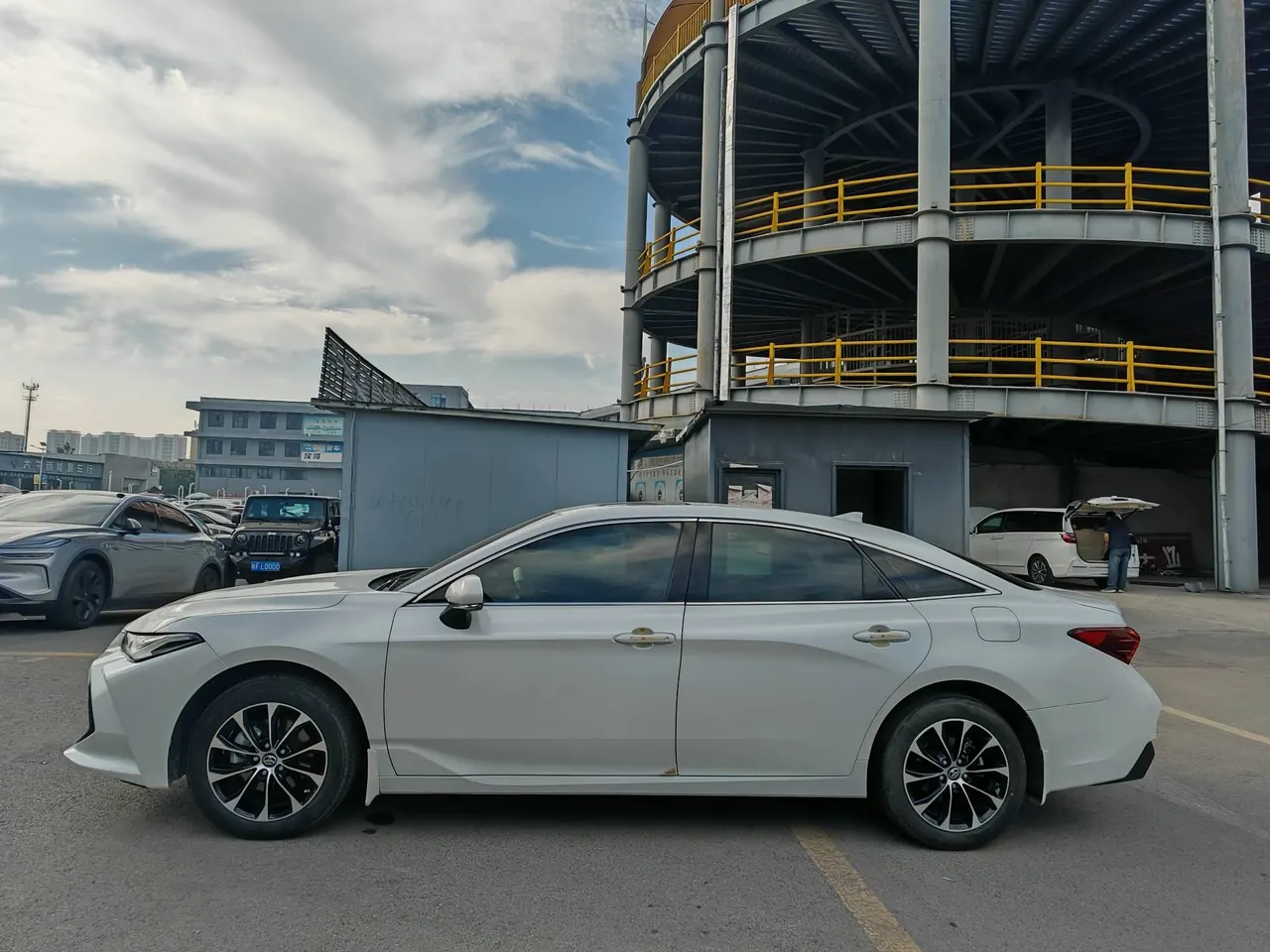 Toyota 2023 Asian Dragon 2.0 Stepless Deluxe Edition Automatic Gear 3