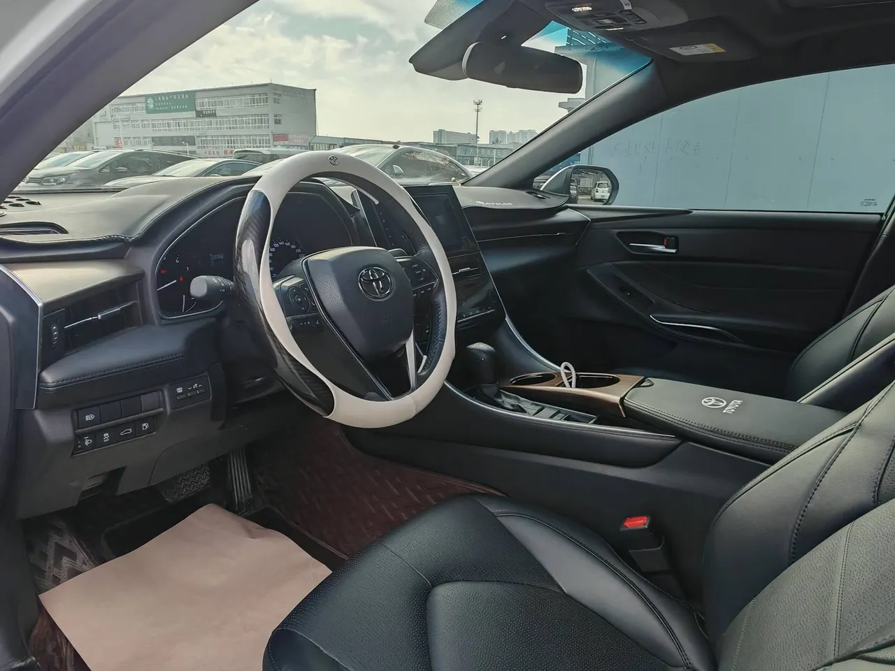 Toyota 2023 Asian Dragon 2.0 Stepless Deluxe Edition Automatic Gear 4