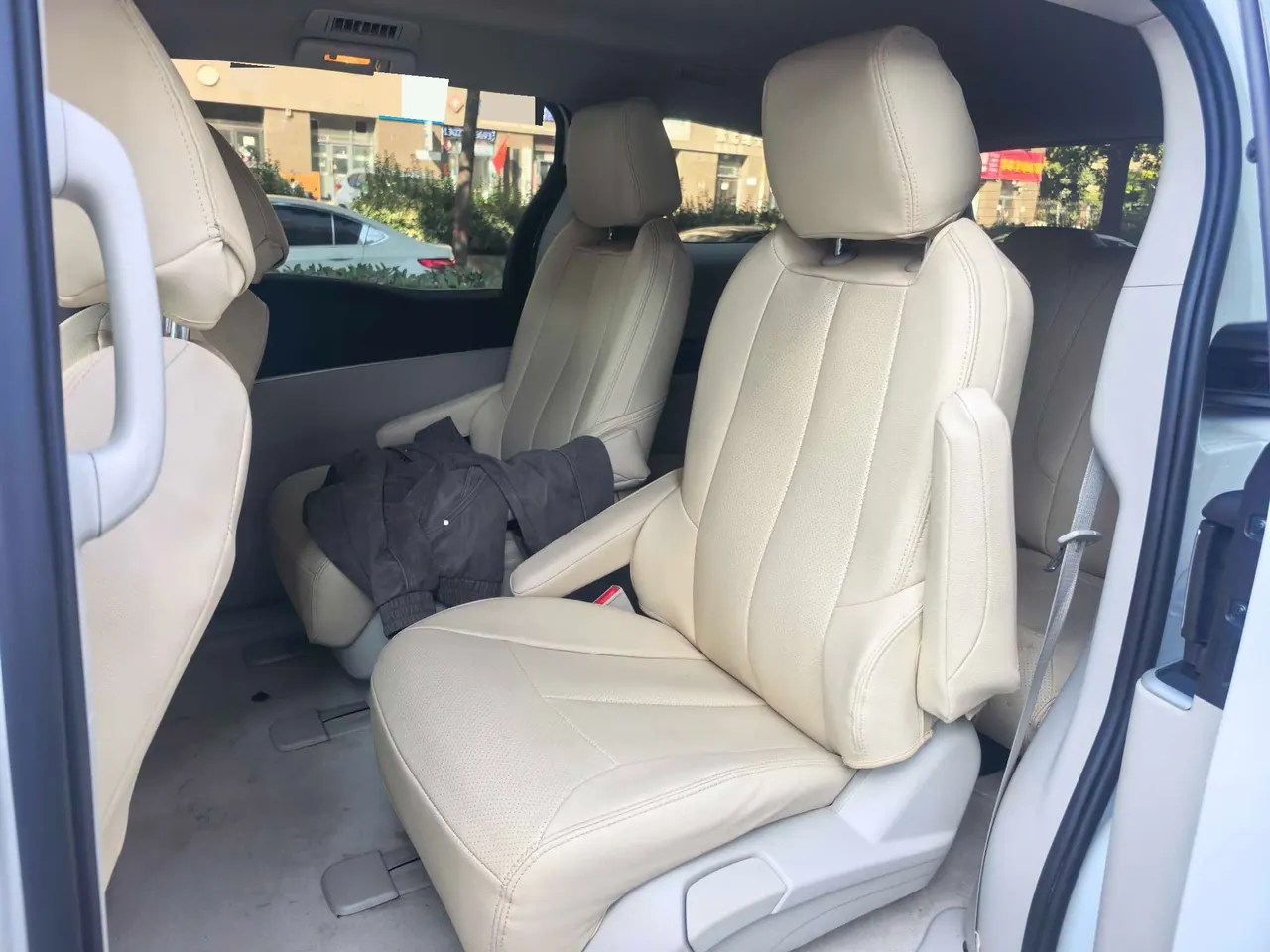 Buick 2023 GL8 Land Business Class 48V 2.0T 652T Smart Automatic Gear 6