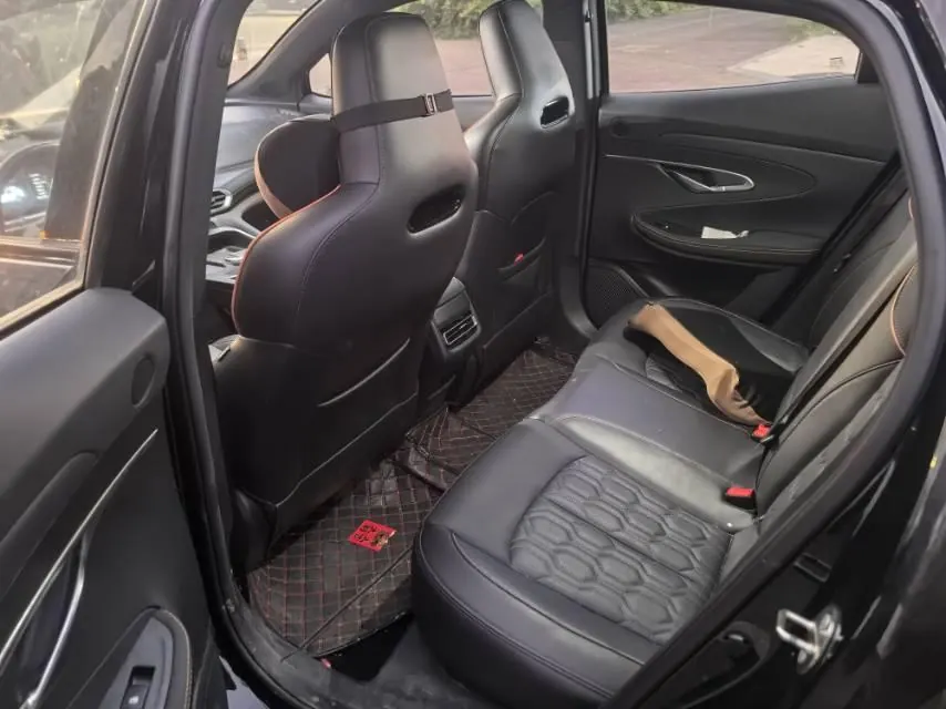 ChangAn 2022 UNI-T 1.5T honorable automatic gear 7