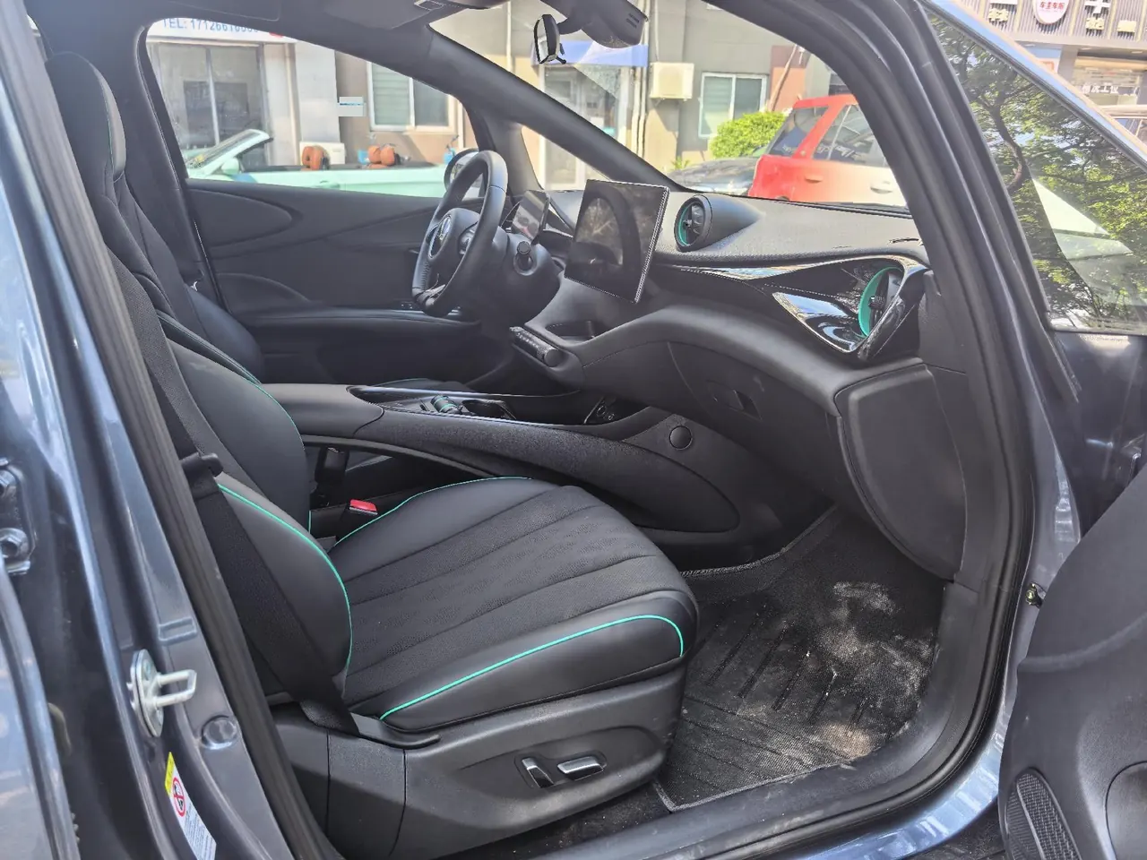 BYD 2023 Dolphin 420km Fashion Edition Automatic 6