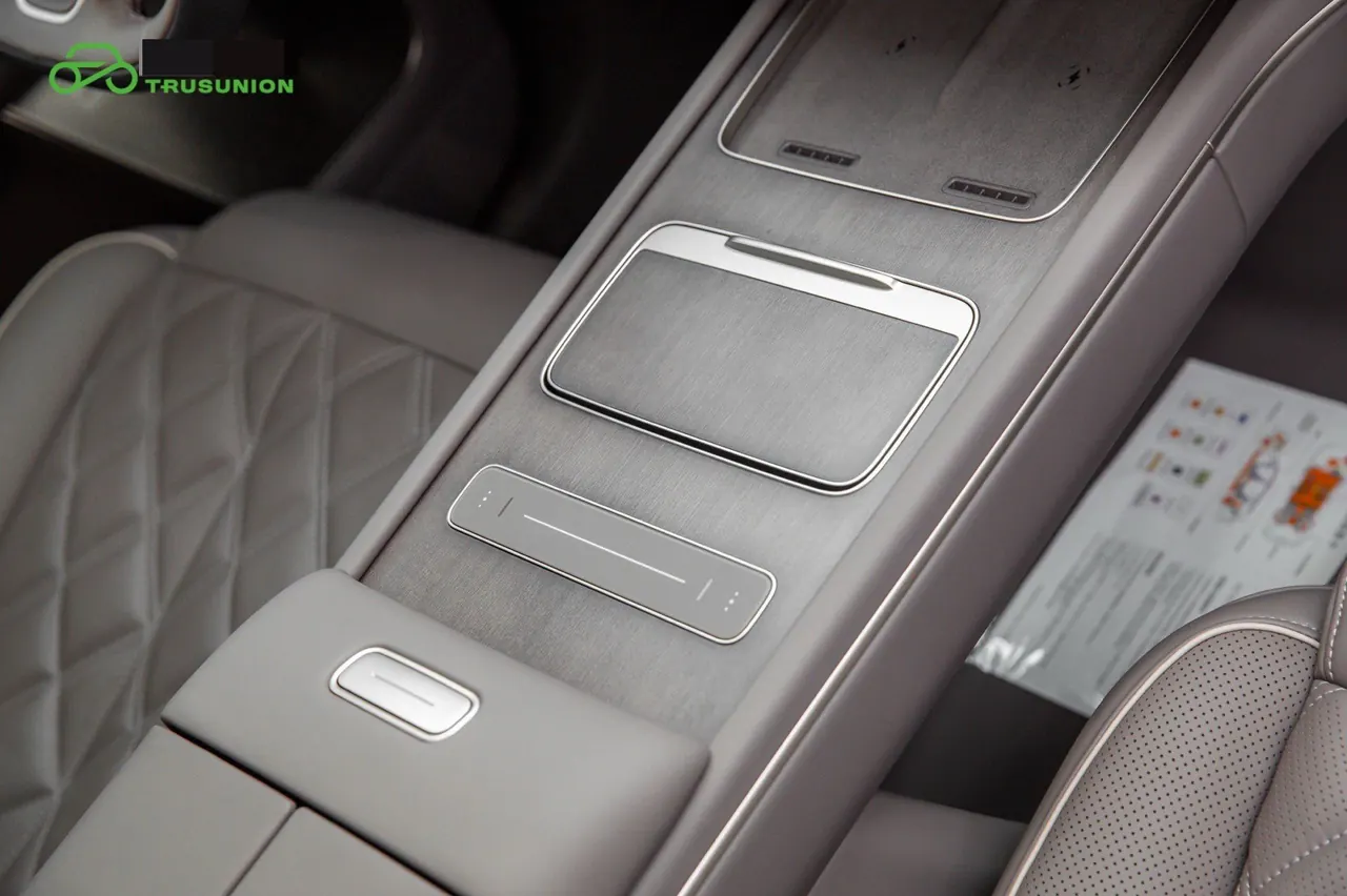 NIO 2026 ES8 6-seat executive deluxe automatic gear 10