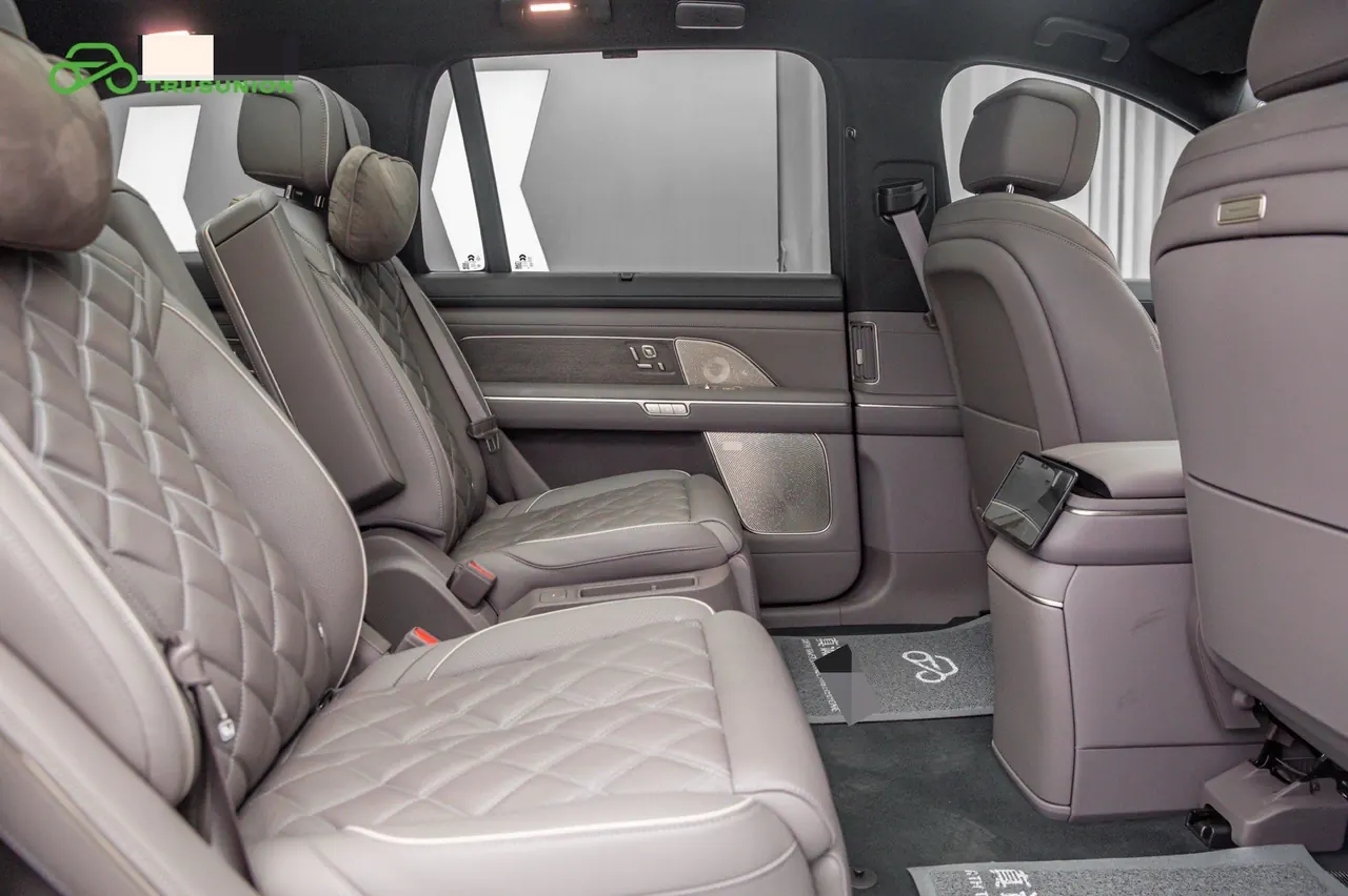 NIO 2026 ES8 6-seat executive deluxe automatic gear 8