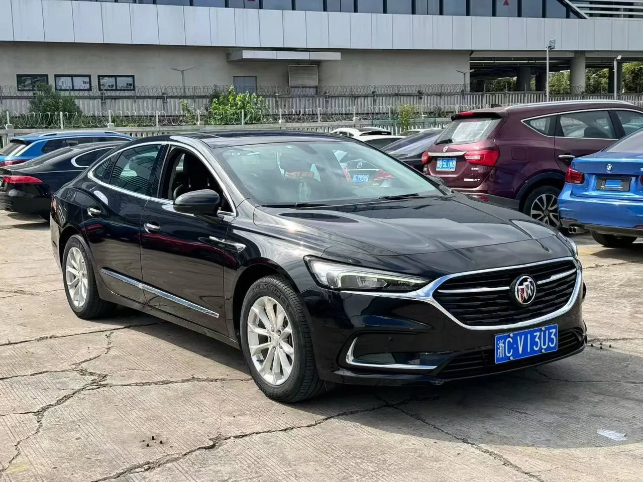 Buick 2021 LaCrosse 1.5T 552T Luxury Automatic Gear 3