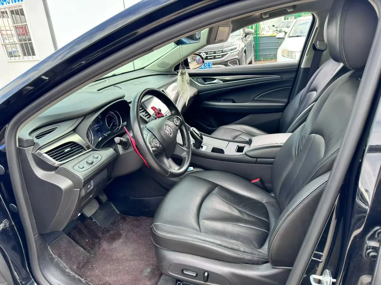 Buick 2021 LaCrosse 1.5T 552T Luxury Automatic Gear 4