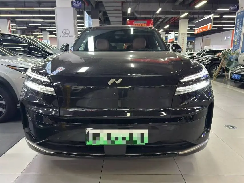ONVO 2025 L90 Ultra Six‑Seater Automatic 3