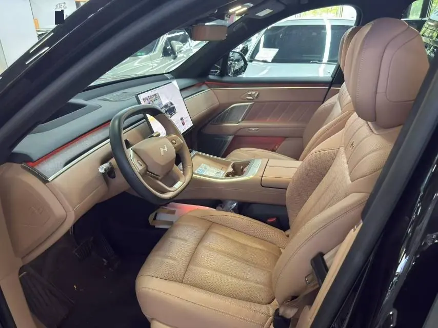 ONVO 2025 L90 Ultra Six‑Seater Automatic 4