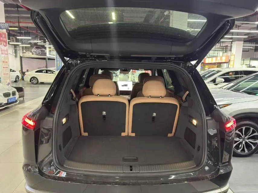 ONVO 2025 L90 Ultra Six‑Seater Automatic 8