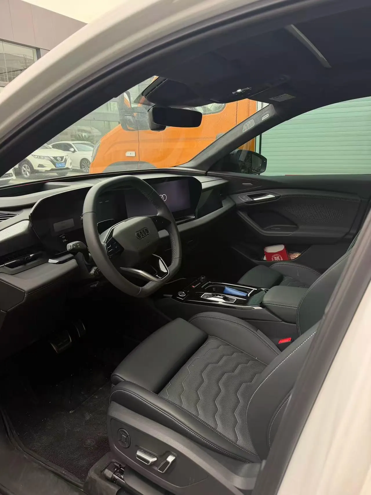 Audi 2026 Q6L Sportback e-tron Starts Pilot Edition Automatic Gear 3