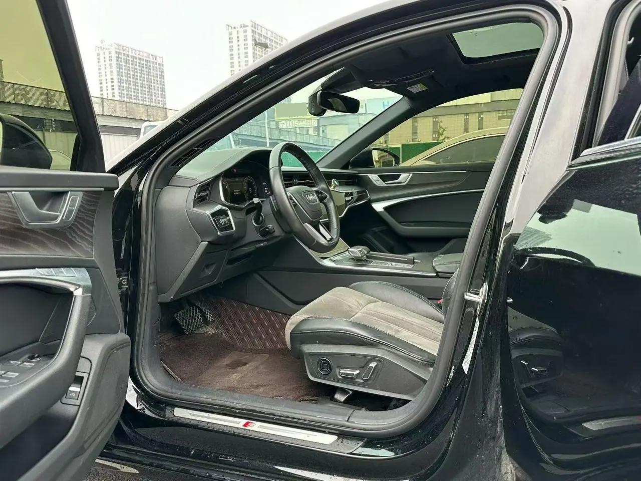 Audi 2023 A6L 2.0TFSI 45TFSI Zhenzhiya Automatic Gear 2