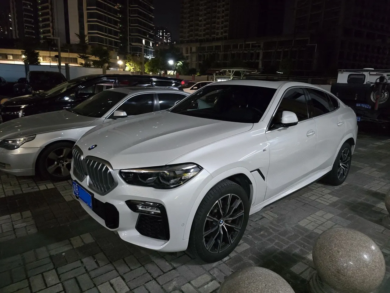 BMW X6 (Imported) 2021 X6 xDrive30i 2.0T M Sports Suit Automatic Gear - View 1