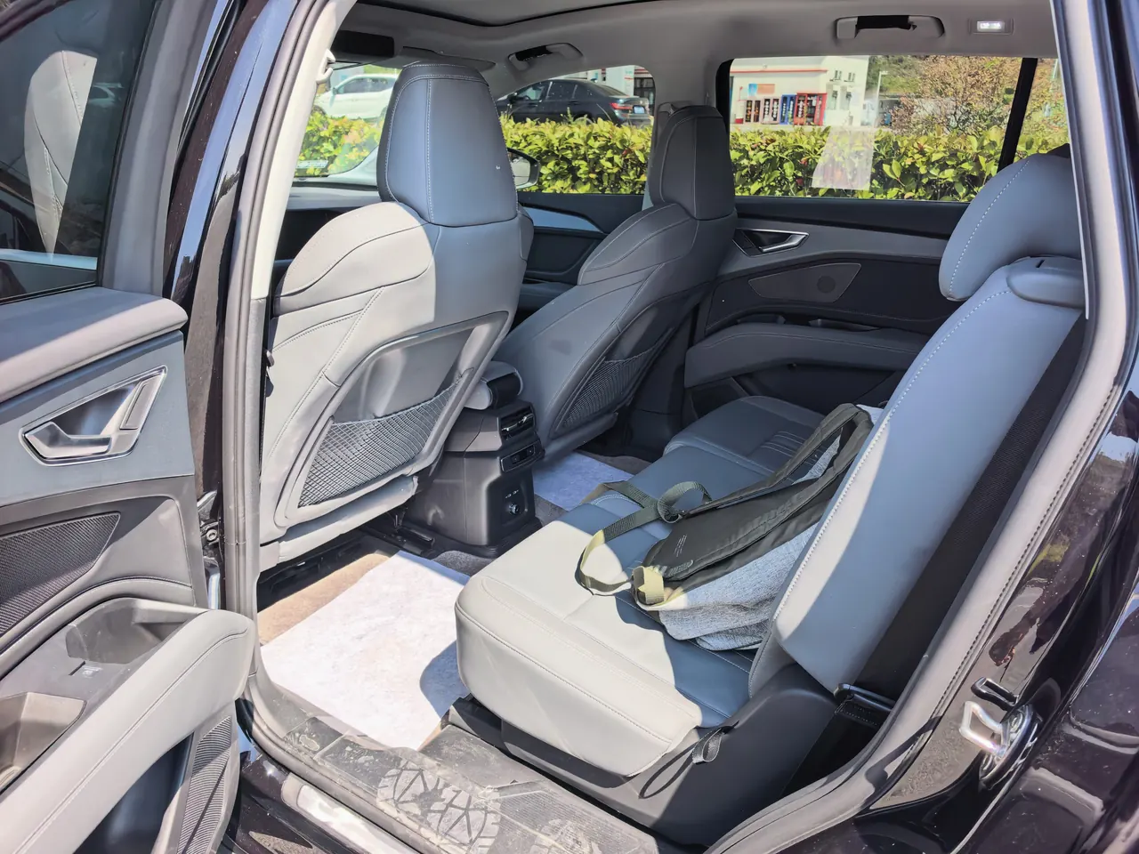 Audi 2023 Q5 e-tron 40-star royal suit automatic gear 7