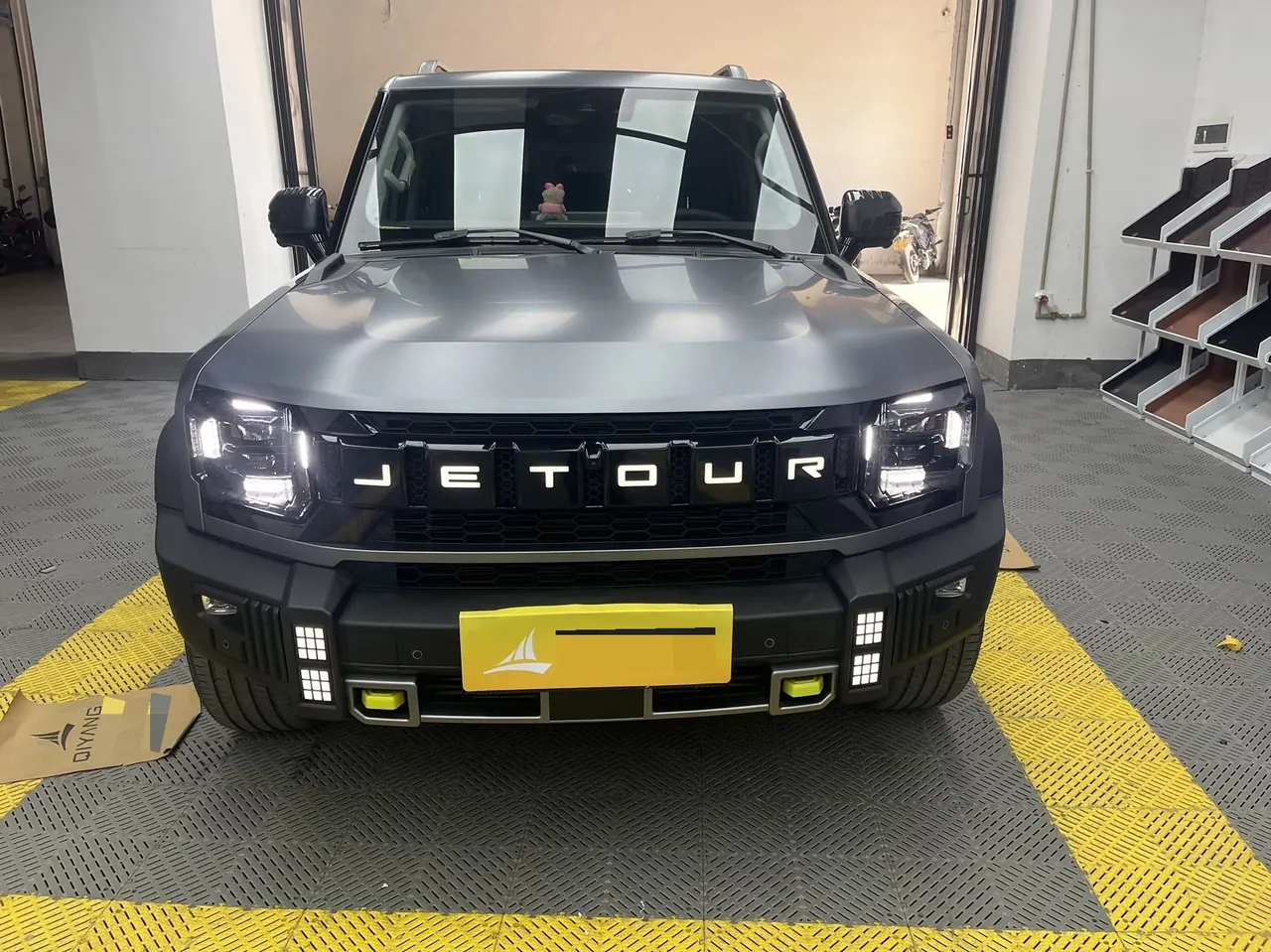 Jetour 2023 Traveler 2.0T Four-Wheel-Drive Cross-Country PRO Automatic 2