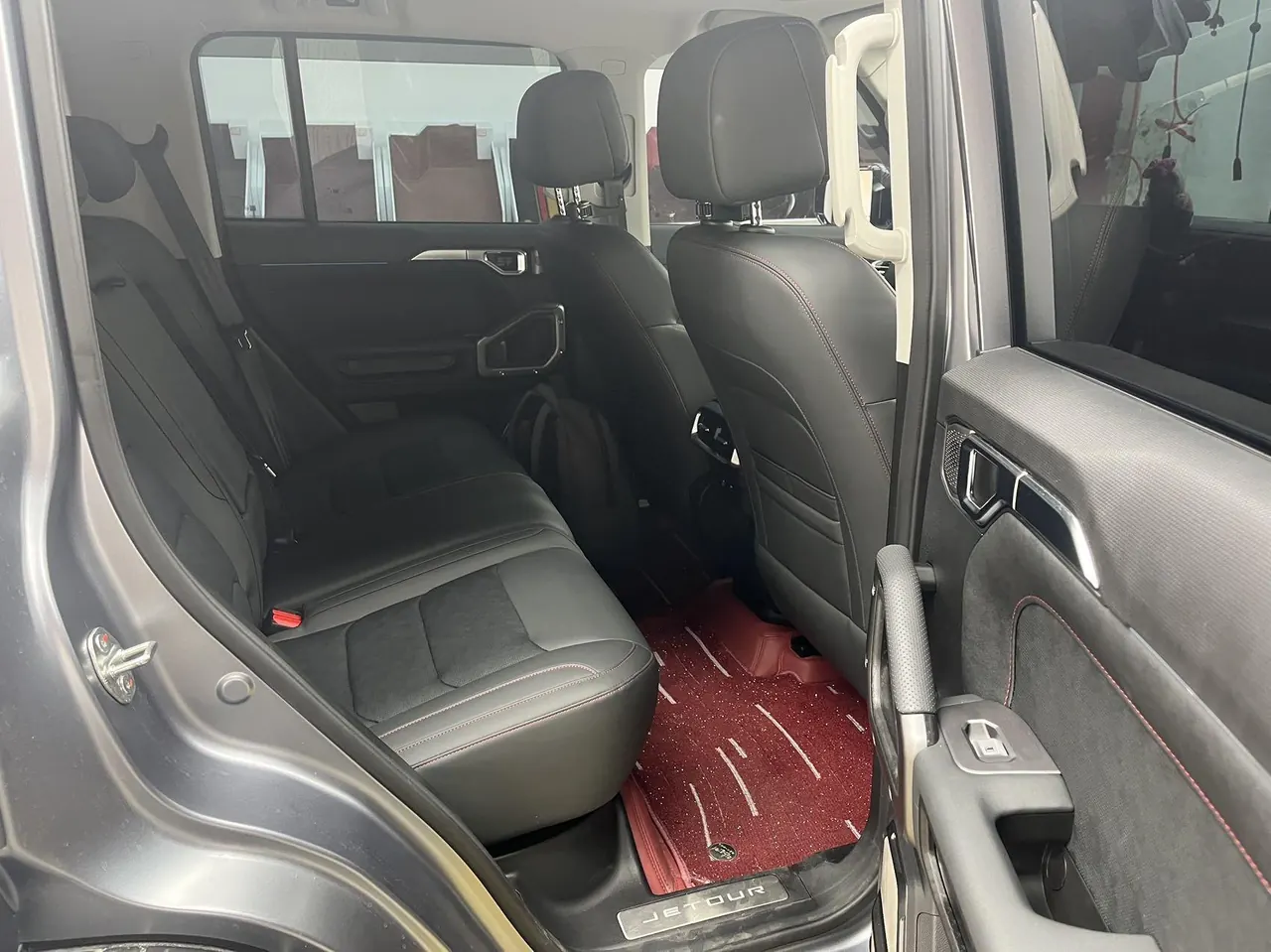 Jetour 2023 Traveler 2.0T Four-Wheel-Drive Cross-Country PRO Automatic 4