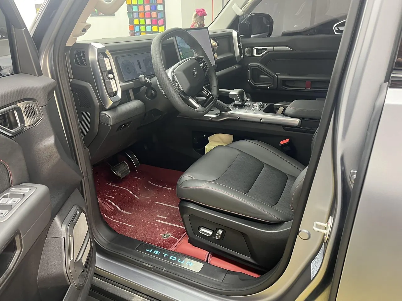 Jetour 2023 Traveler 2.0T Four-Wheel-Drive Cross-Country PRO Automatic 6