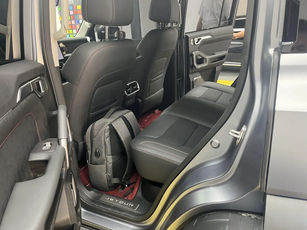 Jetour 2023 Traveler 2.0T Four-Wheel-Drive Cross-Country PRO Automatic 7