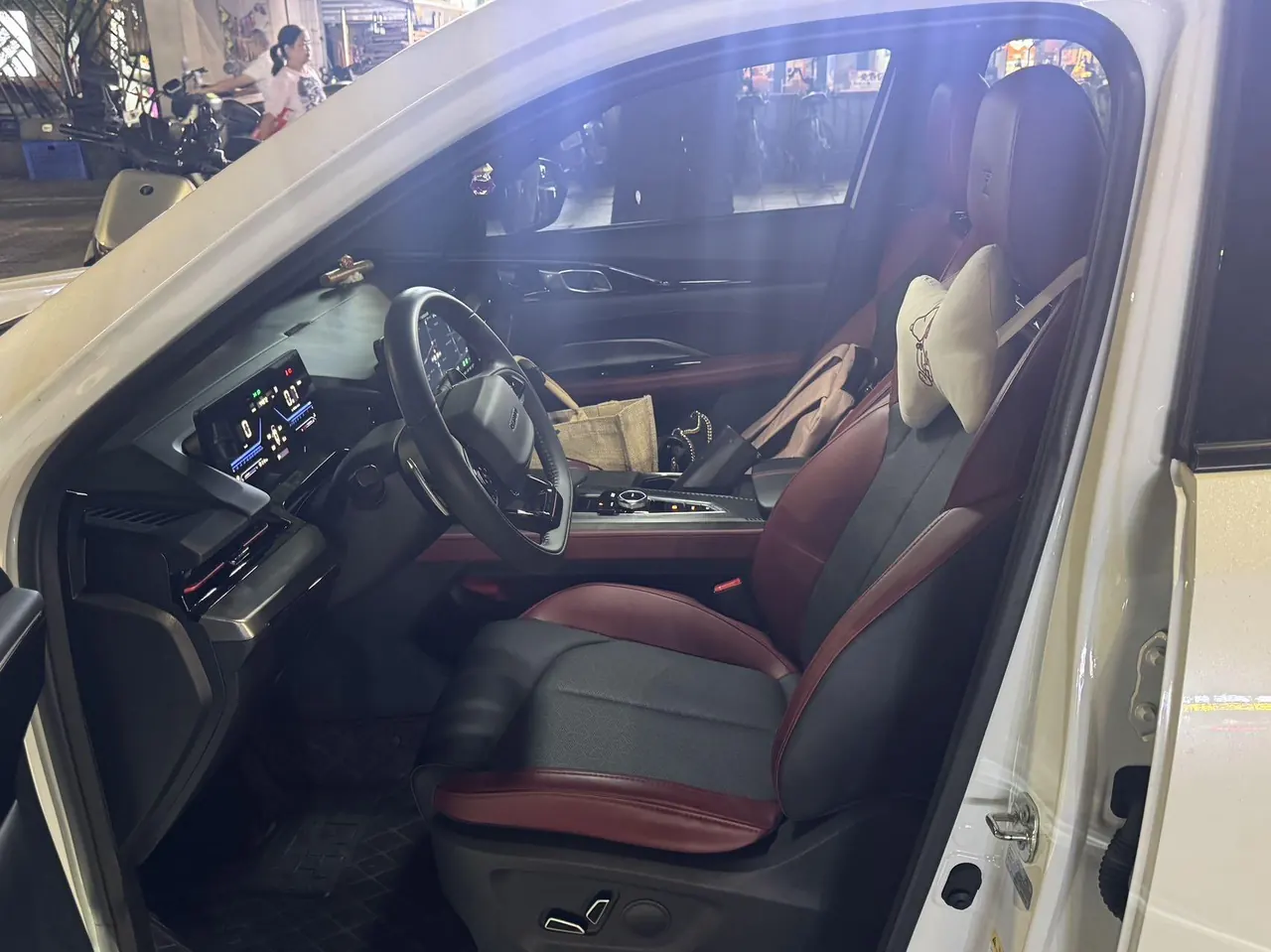 Oshan 2022 Z6 1.5T Blue Whale Zhihang Automatic Gear 4