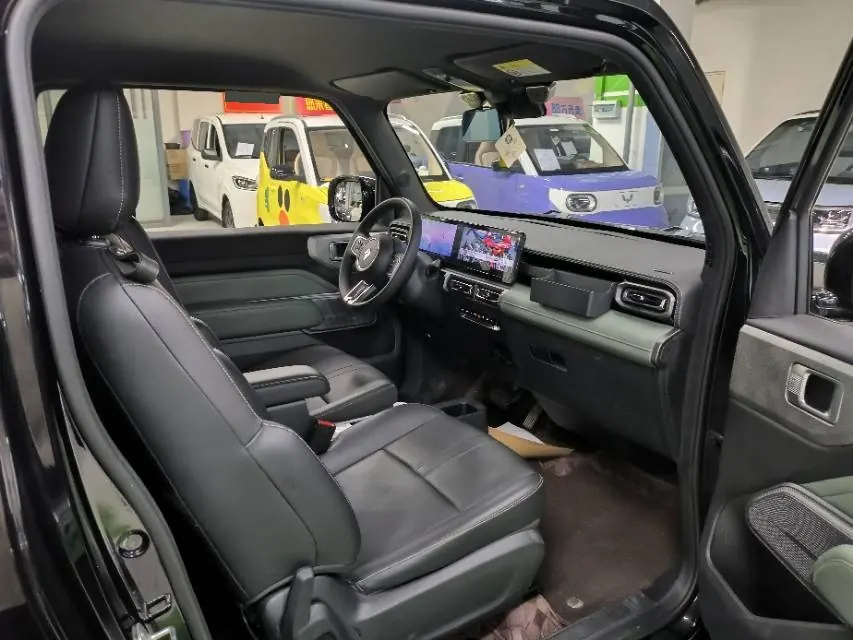BaoJun 2023 Yue also flagship automatic gear 4