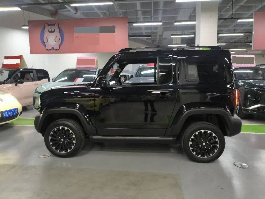 BaoJun 2023 Yue also flagship automatic gear 5