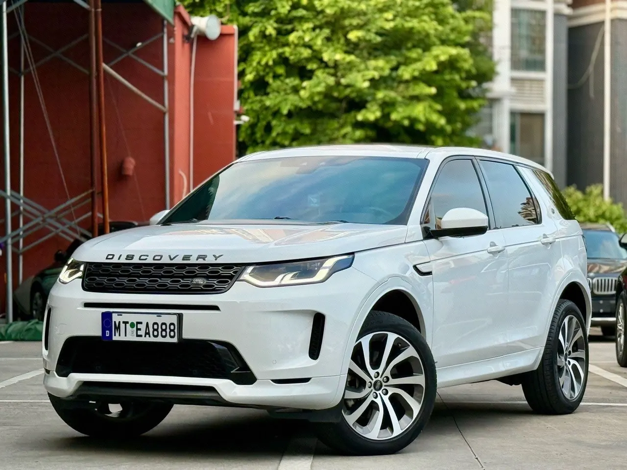 打开图片灯箱:Land Rover 2021 Discovery Sports Edition 48V 2.0T 249PS R-Dynamic S Performance Edition Automatic Gear