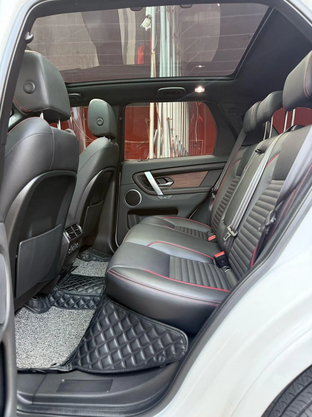 Land Rover 2021 Discovery Sports Edition 48V 2.0T 249PS R-Dynamic S Performance Edition Automatic Gear 5