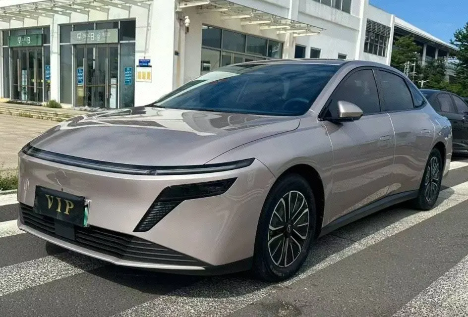 Nissan 2026 N6 1.5 180 Pro automatic gear - View 1