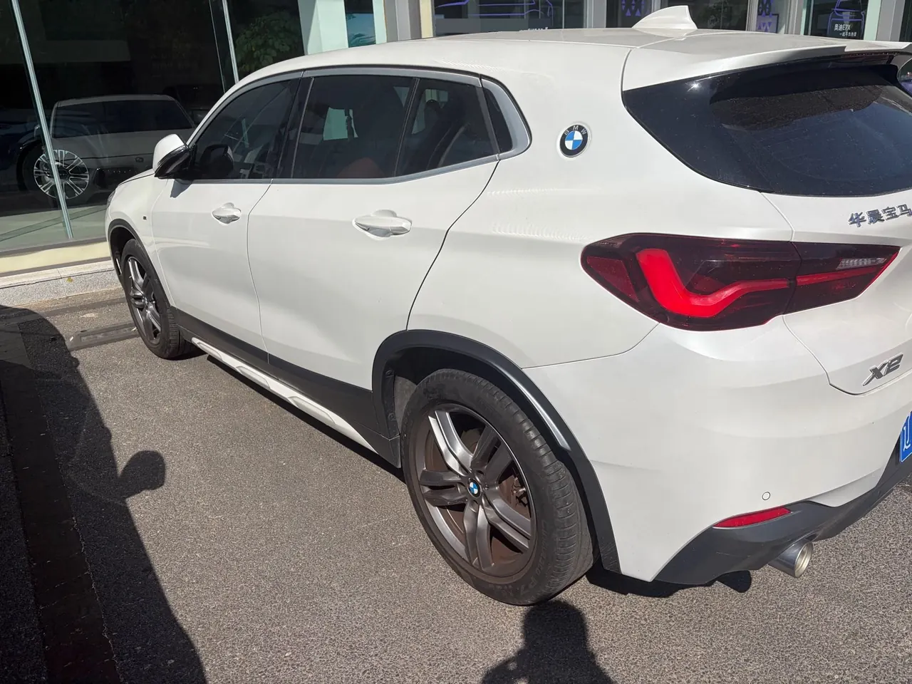 BMW 2021 X2 sDrive25i 2.0T M off-road set automatic gear 3