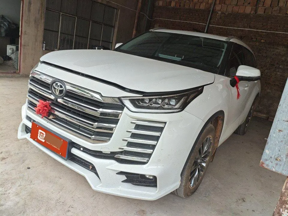 Open image lightbox: Toyota 2026 Highlander 2.0T 380T 4-wheel drive premium version 7-seat automatic gear