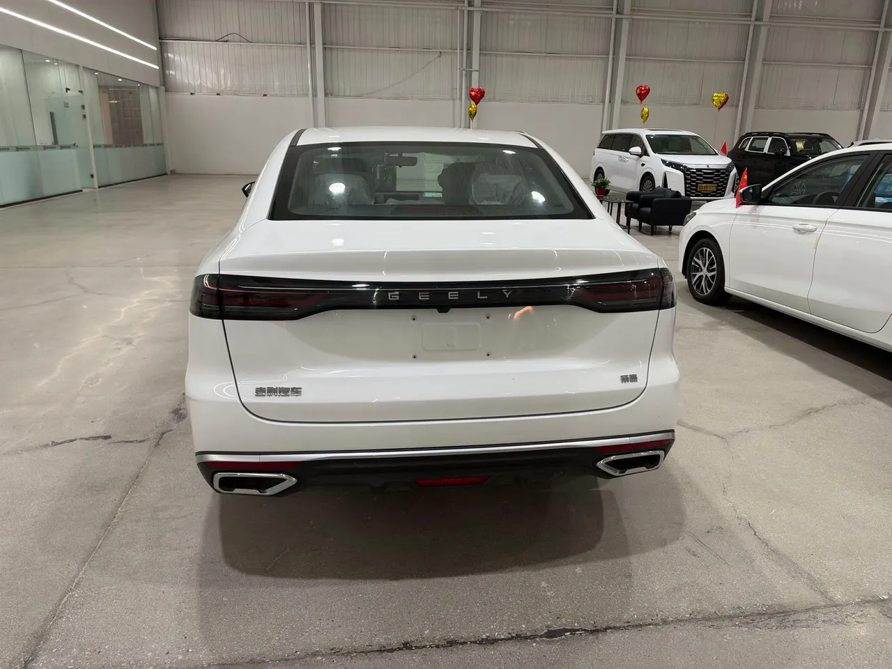 Geely 2026 Emgrand-sedan 1.5 stepless luxury automatic transmission 4