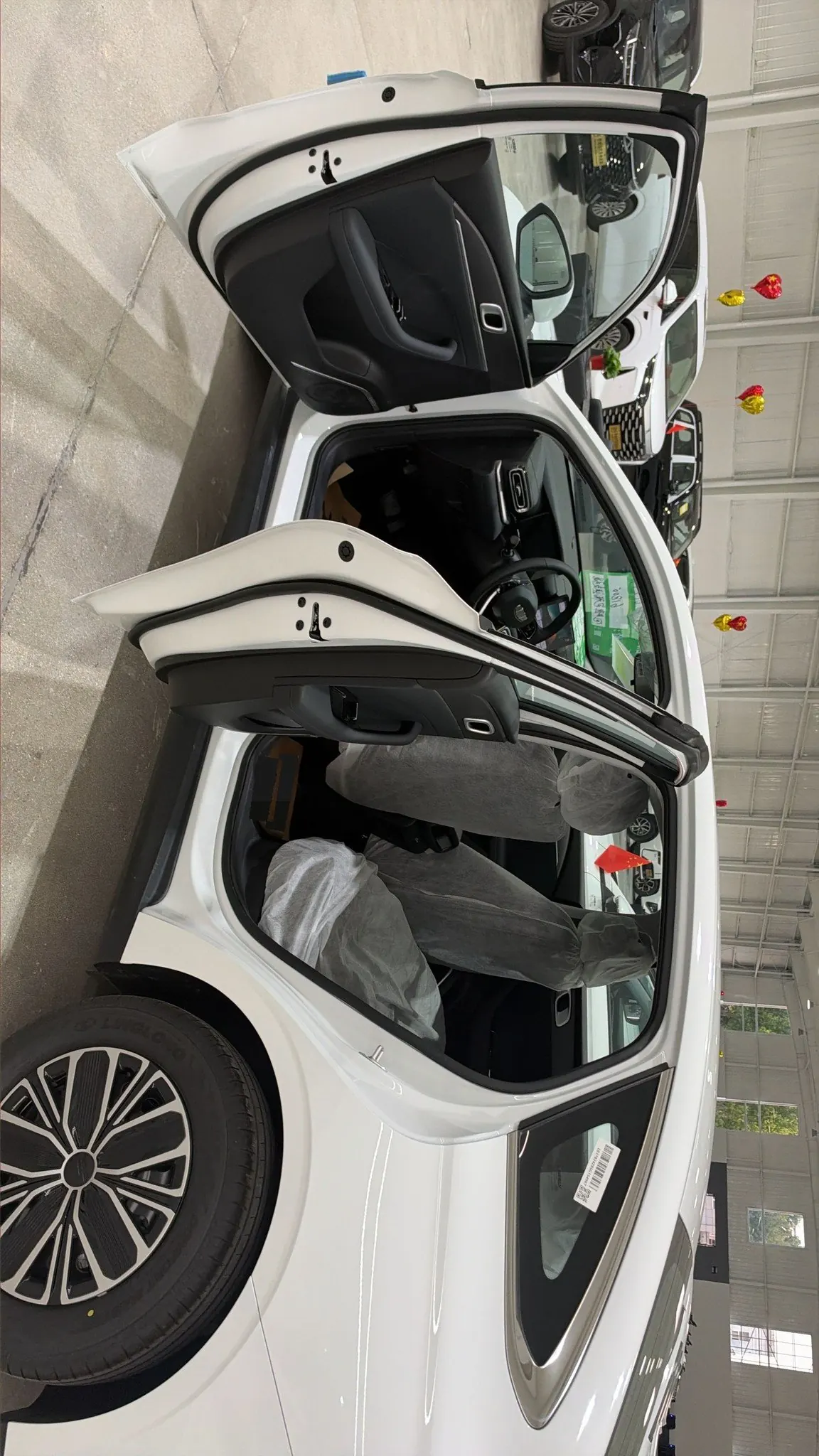 Geely 2026 Emgrand-sedan 1.5 stepless luxury automatic transmission 9