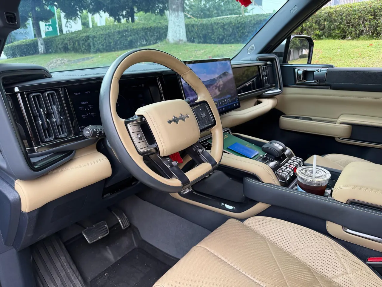 FangChengBao 2023 Leopard 5 1.5T Stepless Pilot Edition Automatic Gear 3