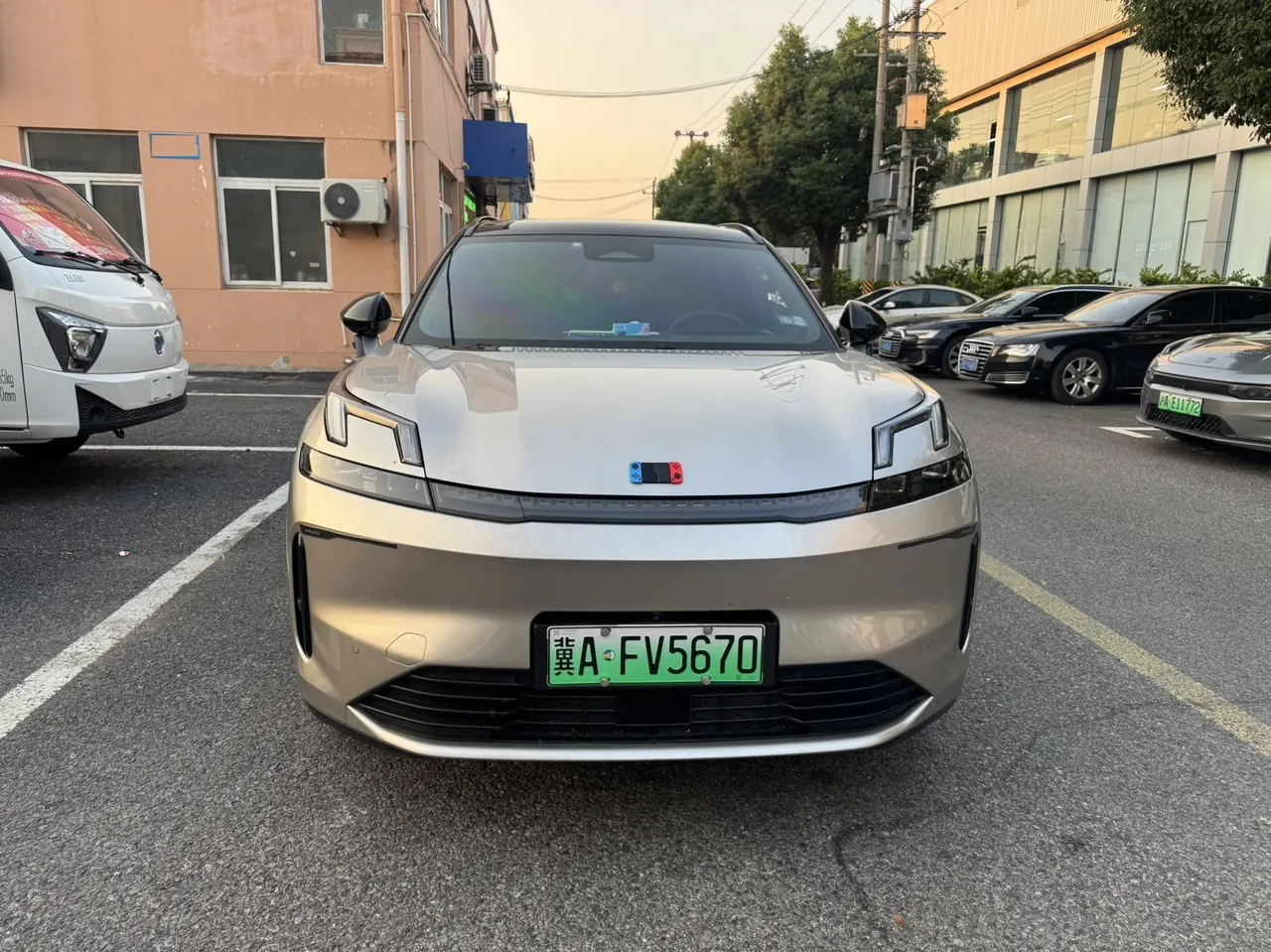 LYNK&amp;CO 2023 LYNK&amp;CO 08 EM-P 1.5T 220km four-wheel drive performance Halo automatic gear 5