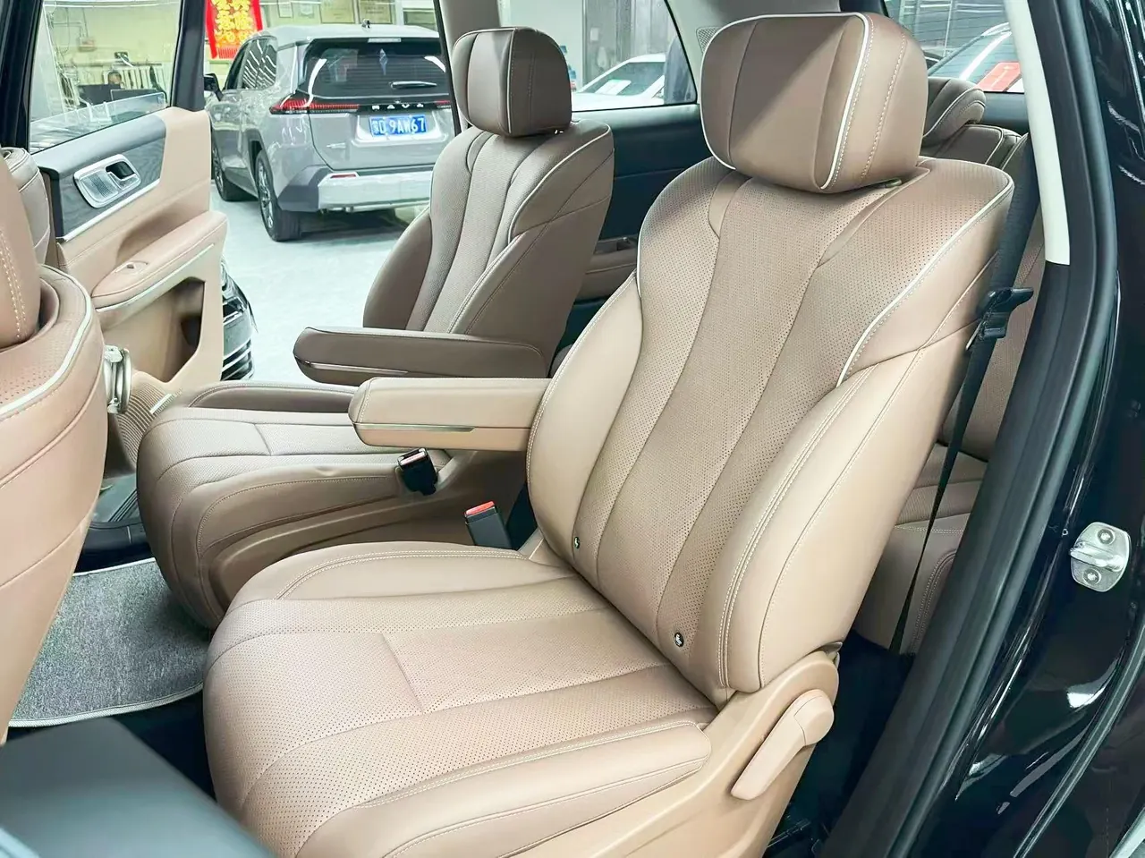 WuLing 2026 Starlight L 1.5 Stepless 260km Six-seater Automatic Gear 16