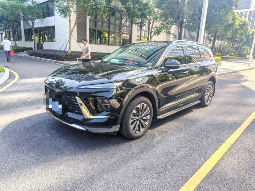 打开图片灯箱:Buick 2026 Angkewei Plus 2.0T 28T Two-Drive Platinum Edition Automatic Gear