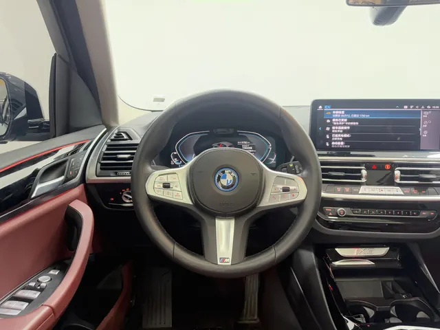 BMW 2023 iX3 leading automatic 7