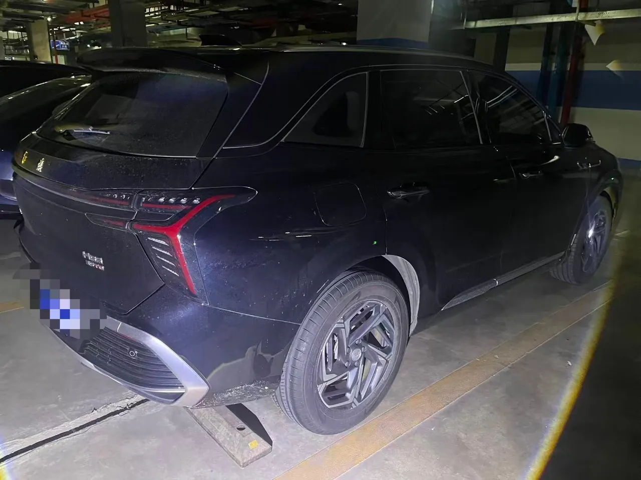 HongQi 2024 HS3 1.5T Good for Edition Automatic Gear 3