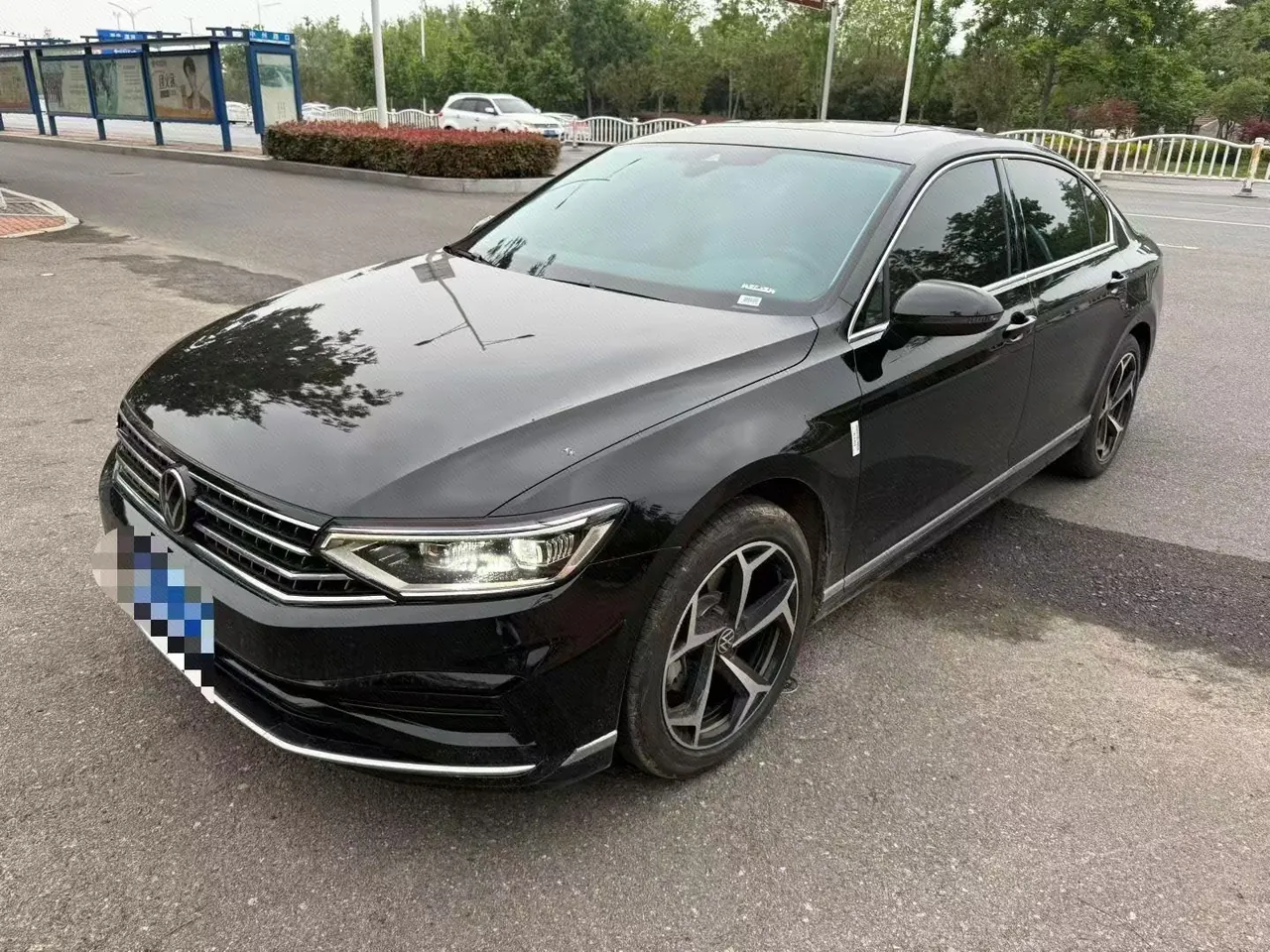 打开图片灯箱:Volkswagen 2026 Magotan 2.0TSI 380TSI 30 million selected luxury automatic gear