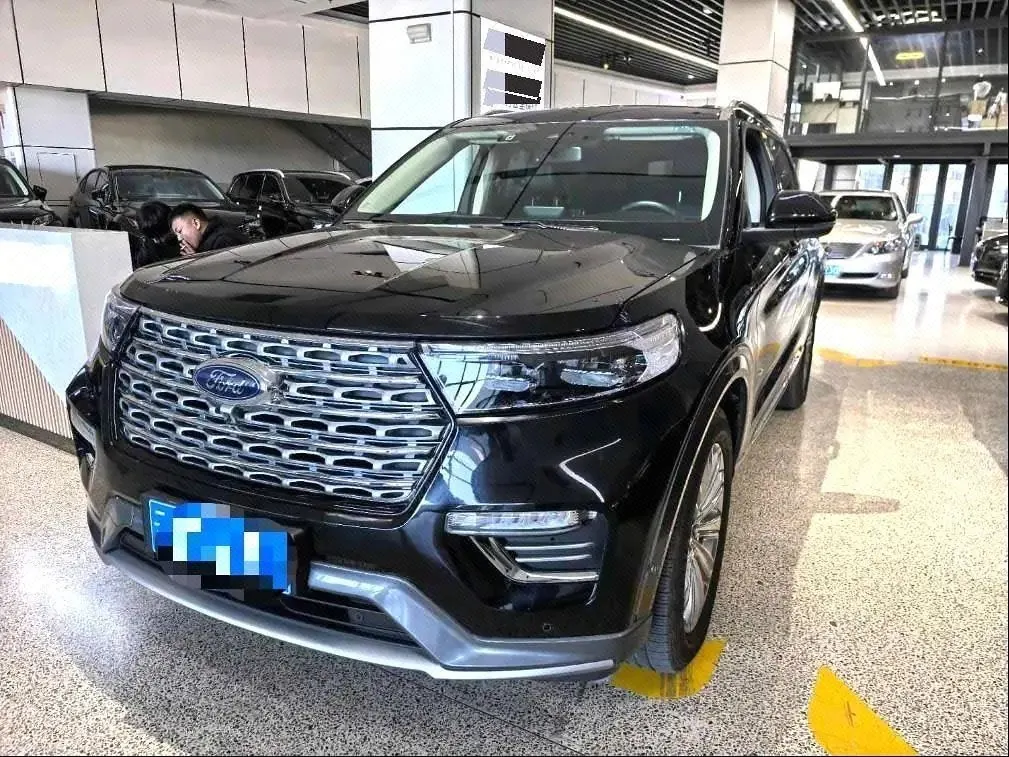 Ford 2020 Explorer 2.3T EcoBoost 285 Four-wheel Drive Titanium Edition 7-seat Automatic Gear - View 1