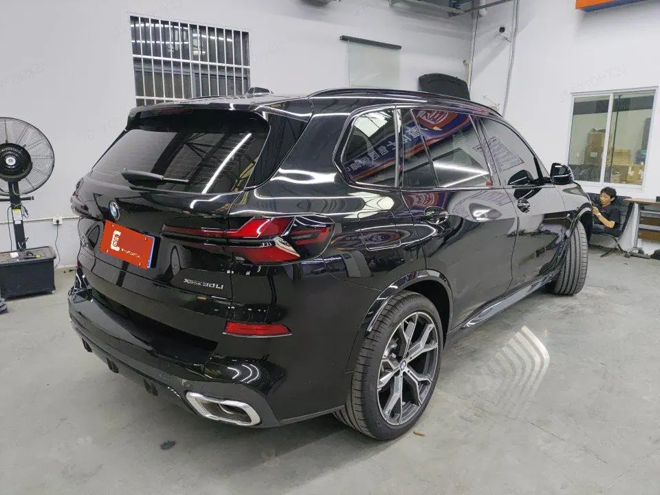 BMW 2026 X5 xDrive30Li 48V 2.0T exclusive m sports obsidian night suit automatic gear 2