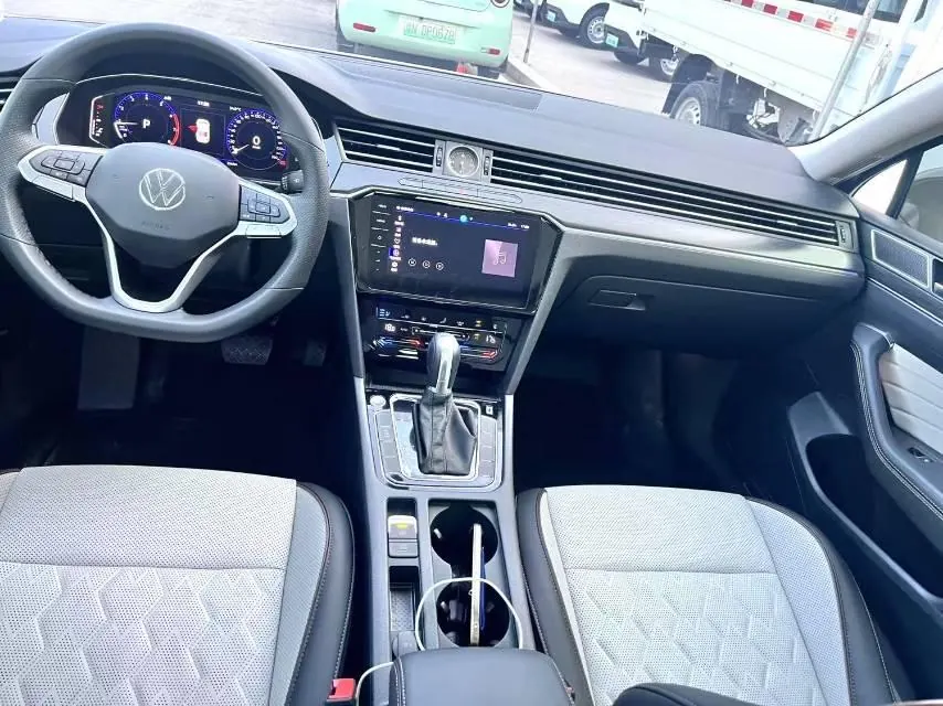 Volkswagen 2026 Magotan 2.0TSI 380TSI 30 million selected luxury automatic gear 6