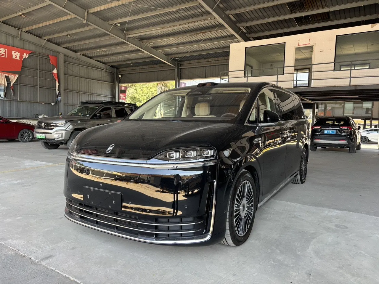 Intellectual 2026 V9 Ultra Automatic Transmission - View 1