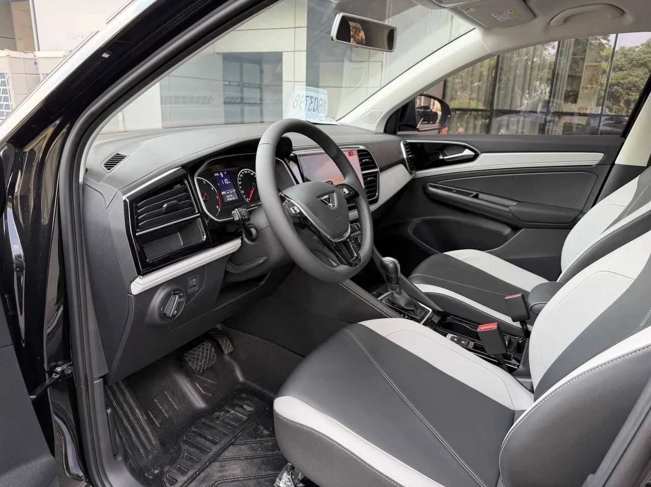 Jetta 2026 Jetta VS5 1.4TSI 280TSI Pioneer Edition Automatic 3