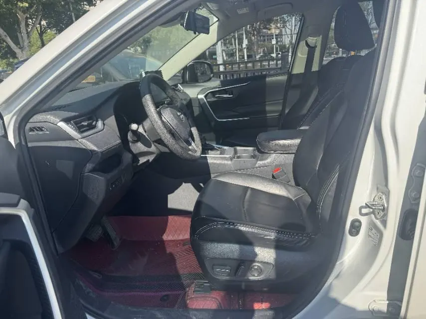 Honda 2026 HR-V 1.5T Stepless 240TURBO Max Edition Automatic Gear 2