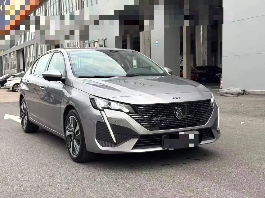 Peugeot 2022 408 1.6T Light Edition Automatic Gear 2