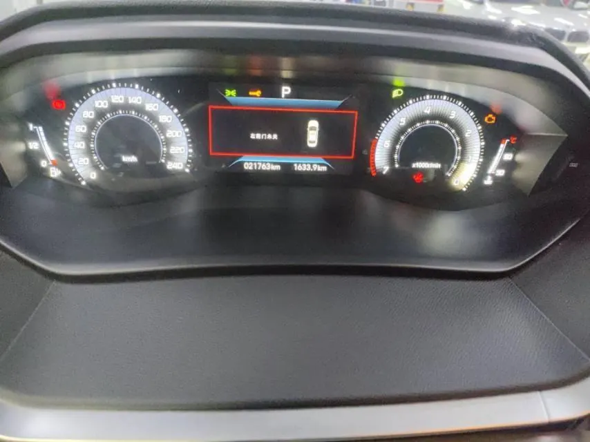 Peugeot 2022 408 1.6T Light Edition Automatic Gear 8