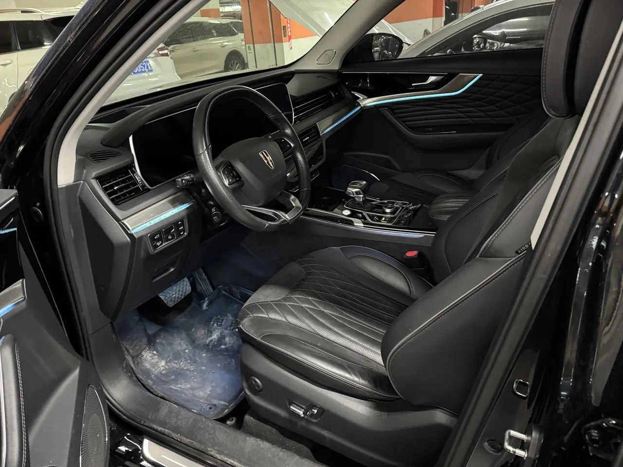 HongQi 2022 HS5 2.0T Zhilian Flag Collar Edition Automatic Gear 2