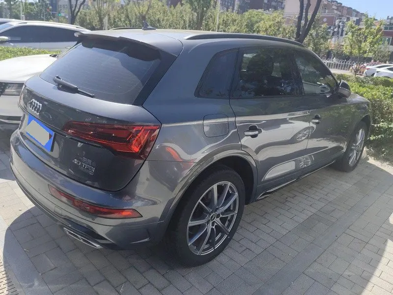 Audi 2022 Q5L 2.0TFSI 40TFSI Fashion Dynamic Automatic 2