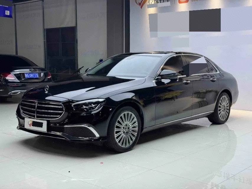 打开图片灯箱:Mercedes Benz E Class 2022 E 300 L 2.0T Luxury (Change 2) Automatic Gear