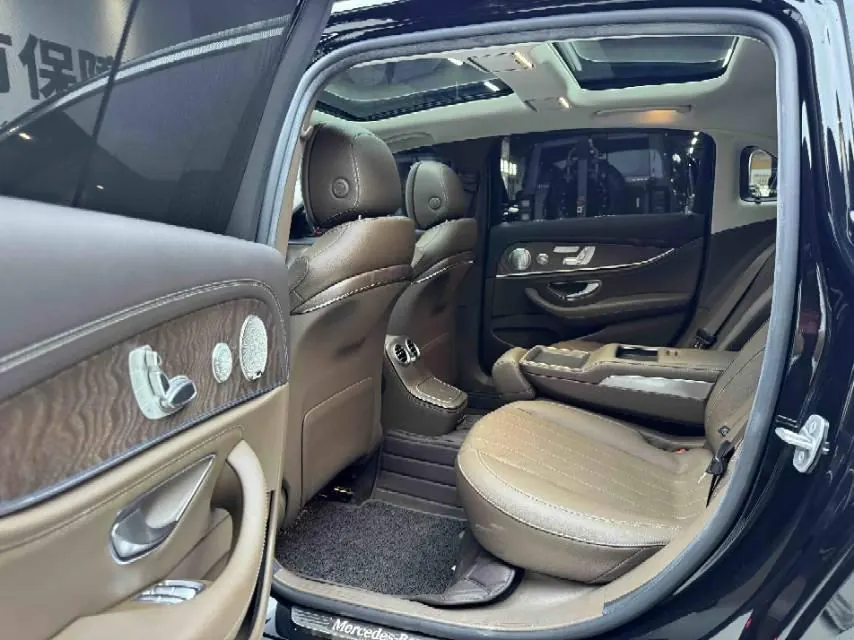 Mercedes Benz E Class 2022 E 300 L 2.0T Luxury (Change 2) Automatic Gear 6